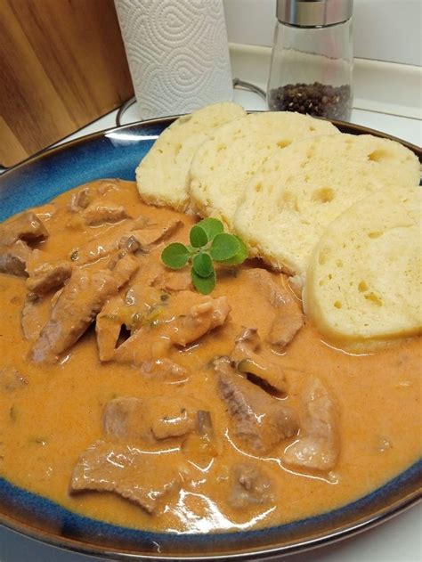 Nitrianske bravčové stehno s knedľou