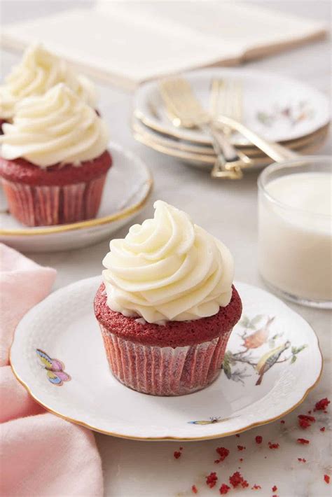 Porovnanie rôznych typov krémov na Red Velvet Cupcakes