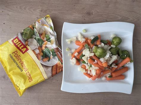 Ilustračná fotografia rôznych druhov mrazenej zeleniny