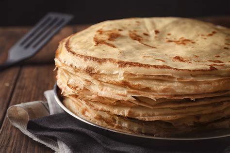 Miska s palacinkovým cestom