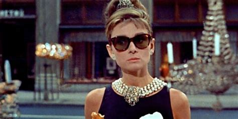 Audrey Hepburn ako Holly Golightly pred klenotníctvom Tiffany & Co.