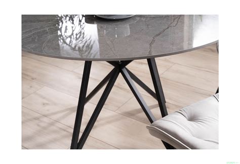 Mramorový efekt v čučoriedkovej zmrzline