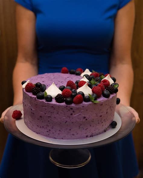 Krémovanie torty pred poťahovaním