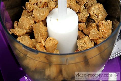 Ilustrácia rôznych foriem sójového mäsa