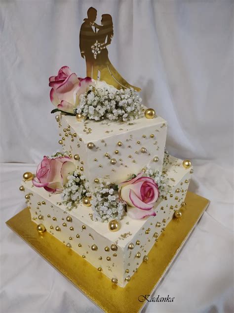 Zlatá svadobná torta