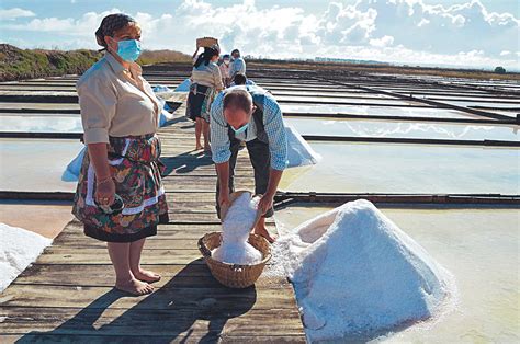 Proces výroby morskej soli v salinách