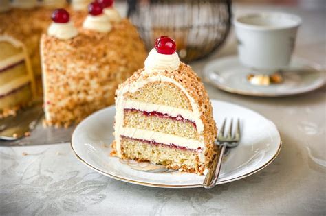 Ilustračná fotografia torty Frankfurter Kranz