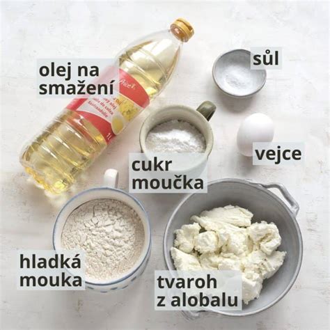 Suroviny na tvarohovo-jablkové placky