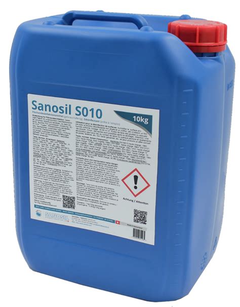 Fľaše s dezinfekčnými prostriedkami SteriSolan a Sanosil