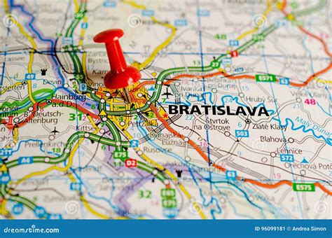 Mapa Bratislavy s vyznačenými reštauráciami s nočnou donáškou