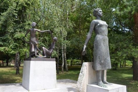 Socha v mestskom parku