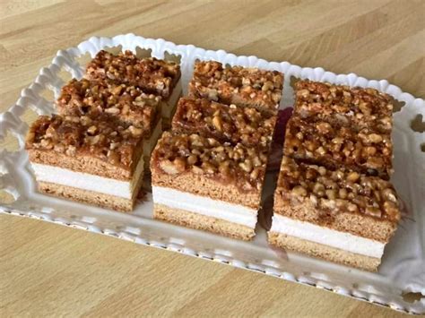 Rôzne varianty vajíčkovej pomazánky