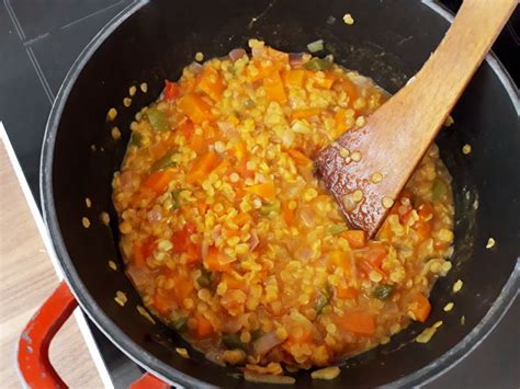 Červená šošovica a mrkva ako základ placky