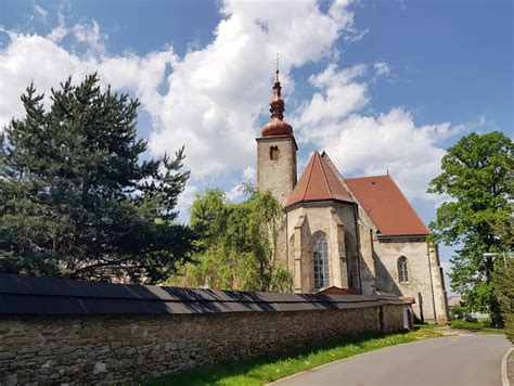 Rímskokatolícky kostol sv. Petra a Pavla v časti Eliášovce