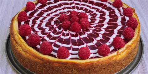 vanilkový cheesecake s malinovo-levanduľovým želé