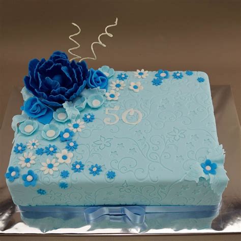 Skladaná modrá torta