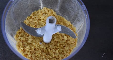 kuracie nugetky obalené v kukuričných lupienkoch