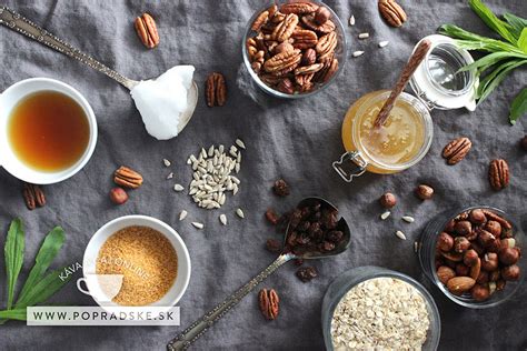 Ingrediencie na prípravu domácej granoly