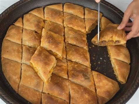 Ukážka tureckej špeciality Gömbe