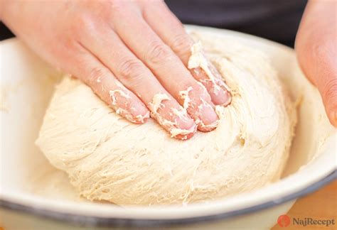 Vizualizácia pripraveného cesta na finálne kysnutie