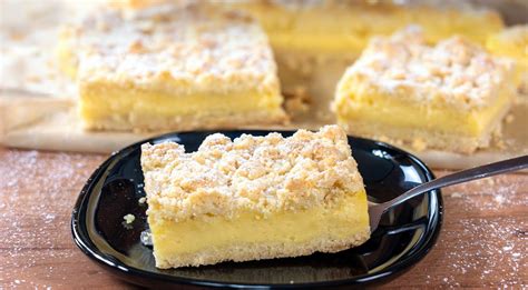 Koláč s banánmi a pudingom