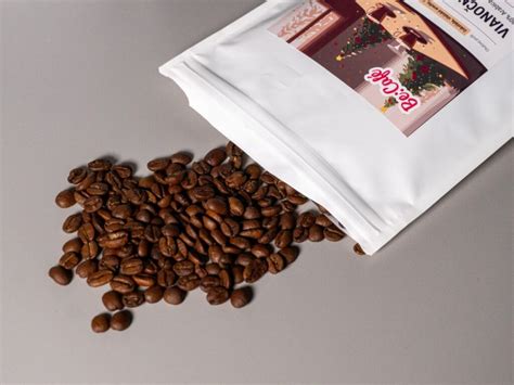 Zrná kávy s čokoládovou príchuťou
