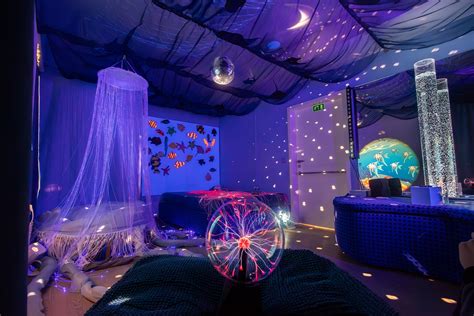 Tabuľka s prehľadom komponentov Snoezelen miestnosti a ich účinkov