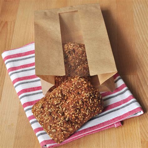 Ilustrácia papierového vrecka na chlieb s potlačou