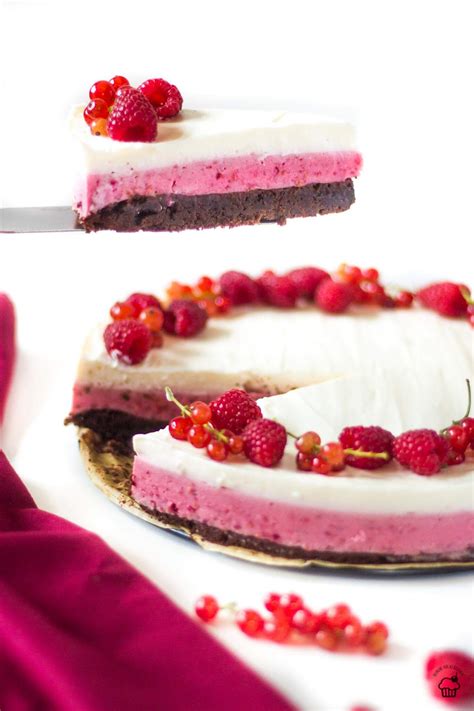 Torta z mascarpone a ovocia