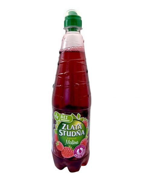 Fľaša sirupu Zlatá Studňa s ovocím