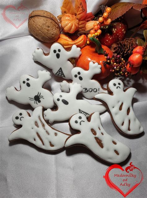 halloweenska torta duchovia