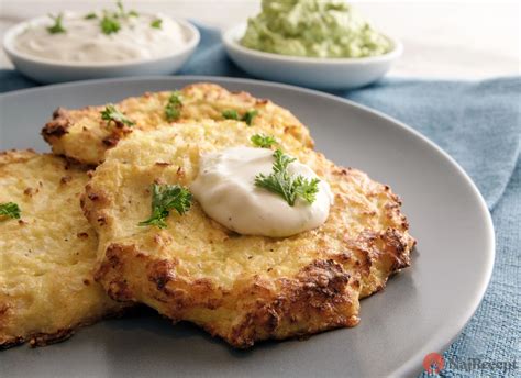 Karfiolovo-zemiakové placky pripravené v rúre