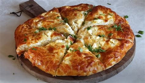 Točený syrový koláč