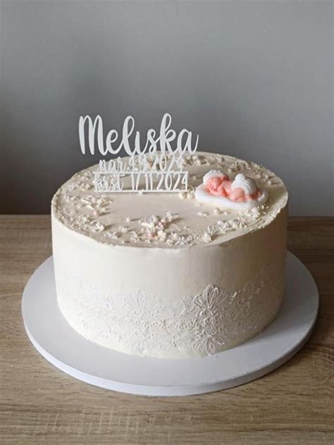 Bielo-zlatá torta na krstiny