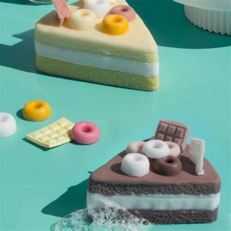 Výroba torty v tvare notebooku krok za krokom