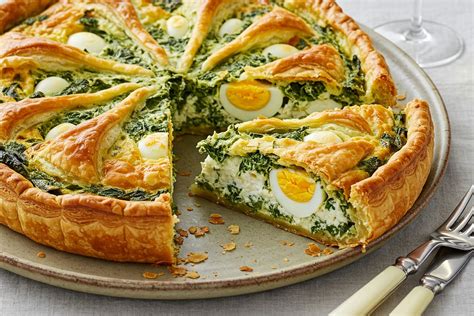 Torta Pasqualina s vajcami vo vnútri