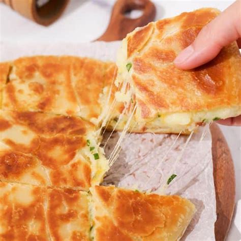 Kysnutý koláč so zemiakovou náplňou