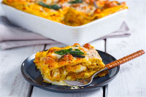 tekvicové lasagne pripravené na pečenie