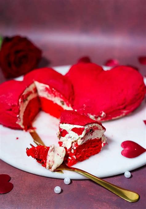 fit valentínska torta s ovocím