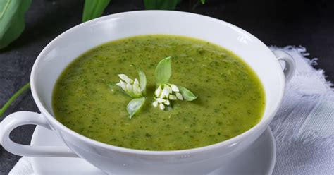 Fotogaléria rôznych úprav polievky z medvedieho cesnaku