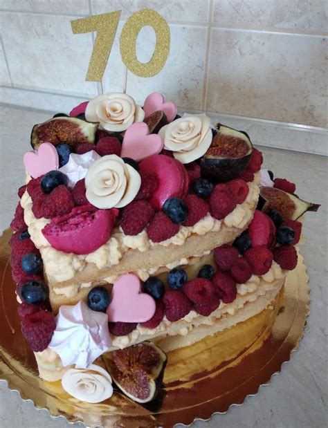 dizajn torty k 70. narodeninám