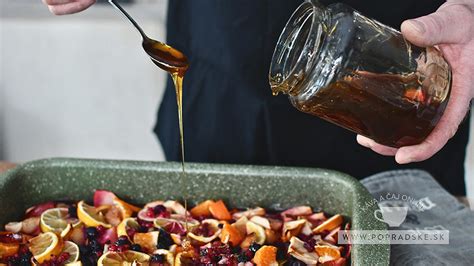 Proces pečenia ovocia na pečený čaj