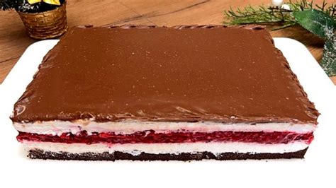 maliny a čokoláda dezert