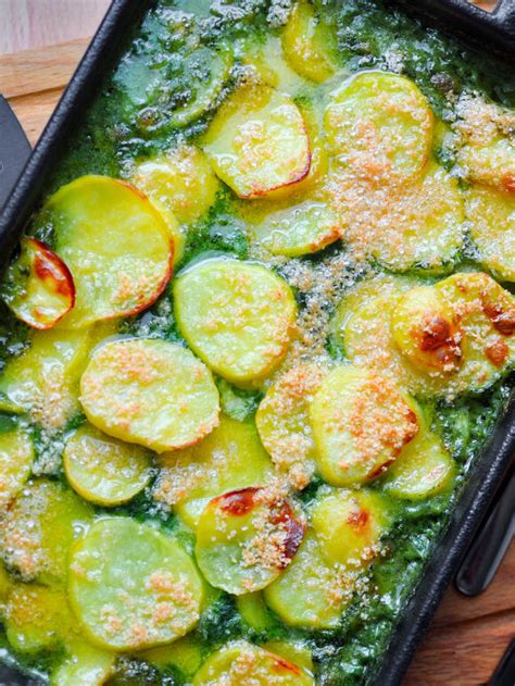 Zapečené zemiaky so špenátom a parmezánom