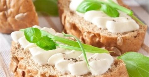 Scéna z divadelného predstavenia Chlieb s maslom