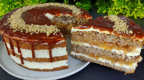 Karamelová torta s ovocím