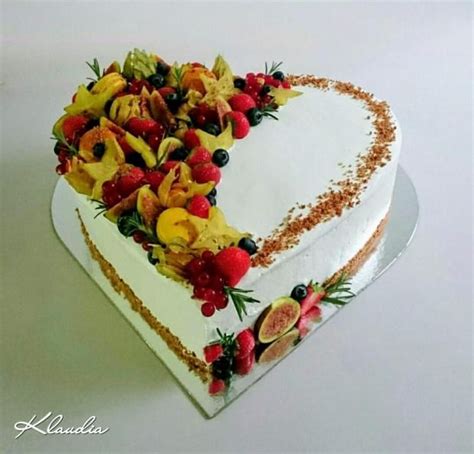 Detail ovocnej torty v reze