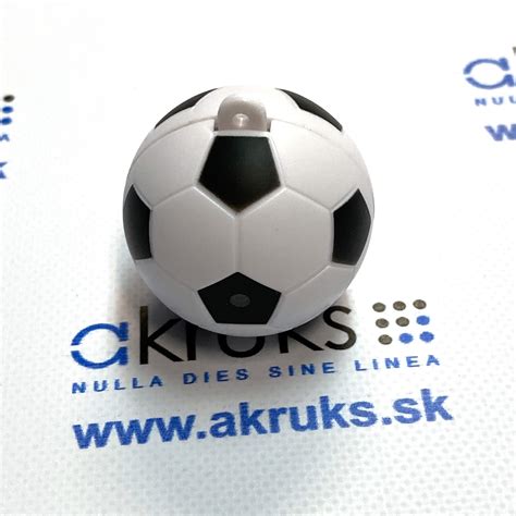 Zdobenie futbalovej lopty