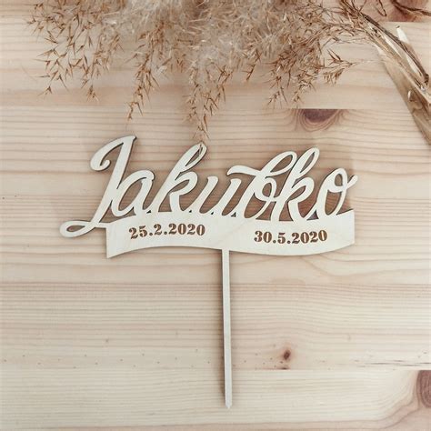 Zápichy na tortu s menom