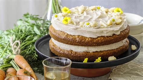 Dekorácia mrkvovej torty